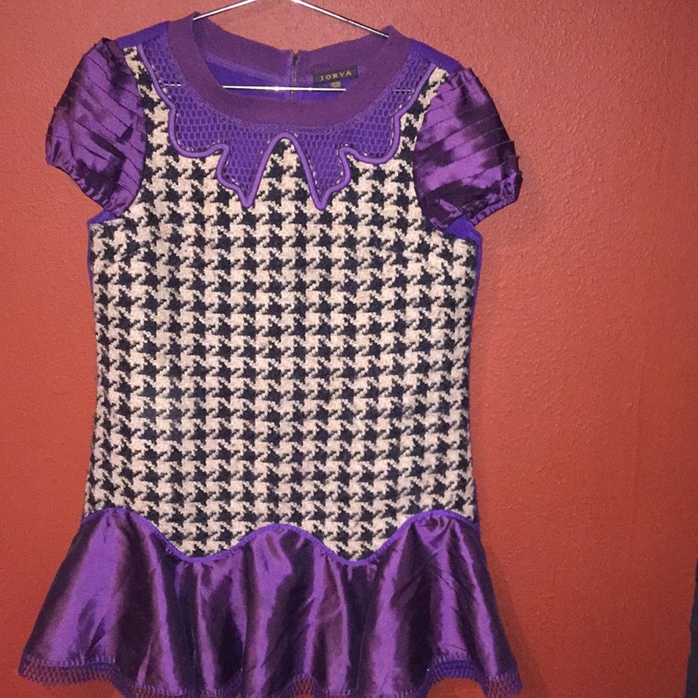 Women’s dress